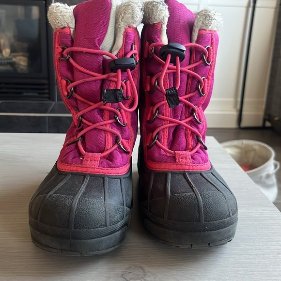 Sorel Boots Size 2 - Picture 2 of 4
